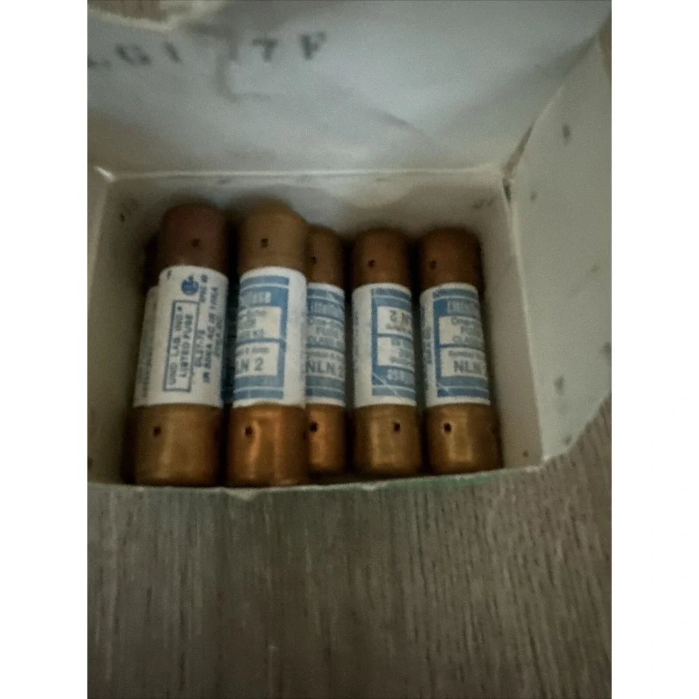 Littelfuse NLN002 NLN-2 2Amp (2A) NLN 250V Pack‎ of 7